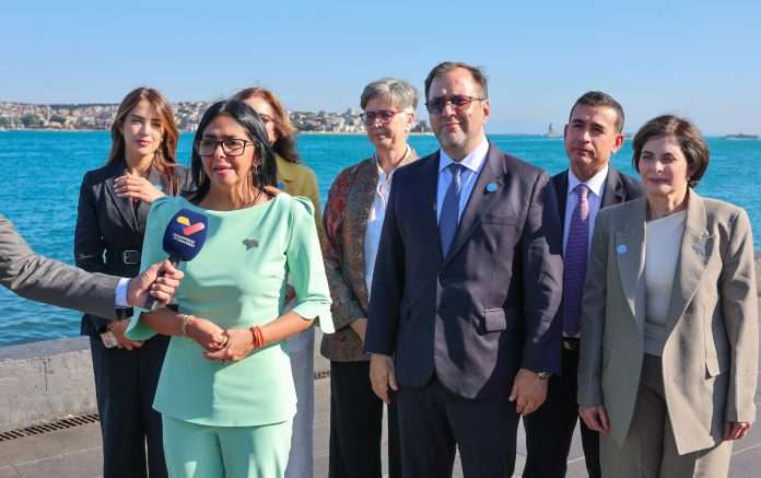 Presidenta Delcy: «Regreso con muchas ilusiones y proyectos por la prosperidad y el bienestar de Venezuela toda”.