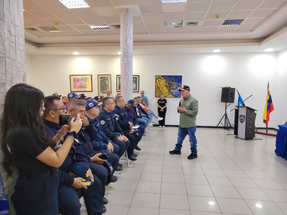 Di Martino arregla la sede de Polimaracaibo