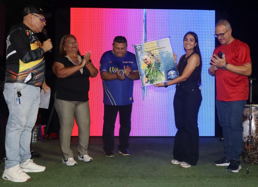 Pequeña Liga Coquivacoa reconoce a Di Martino como aliado del deporte