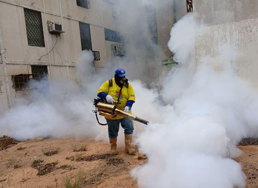 Fumigación en Lago Azul benefició a más de 1.400 personas