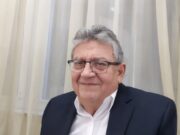 Neurobiología de la Transformación: La Ley de Hebb y la Arquitectura del Cambio