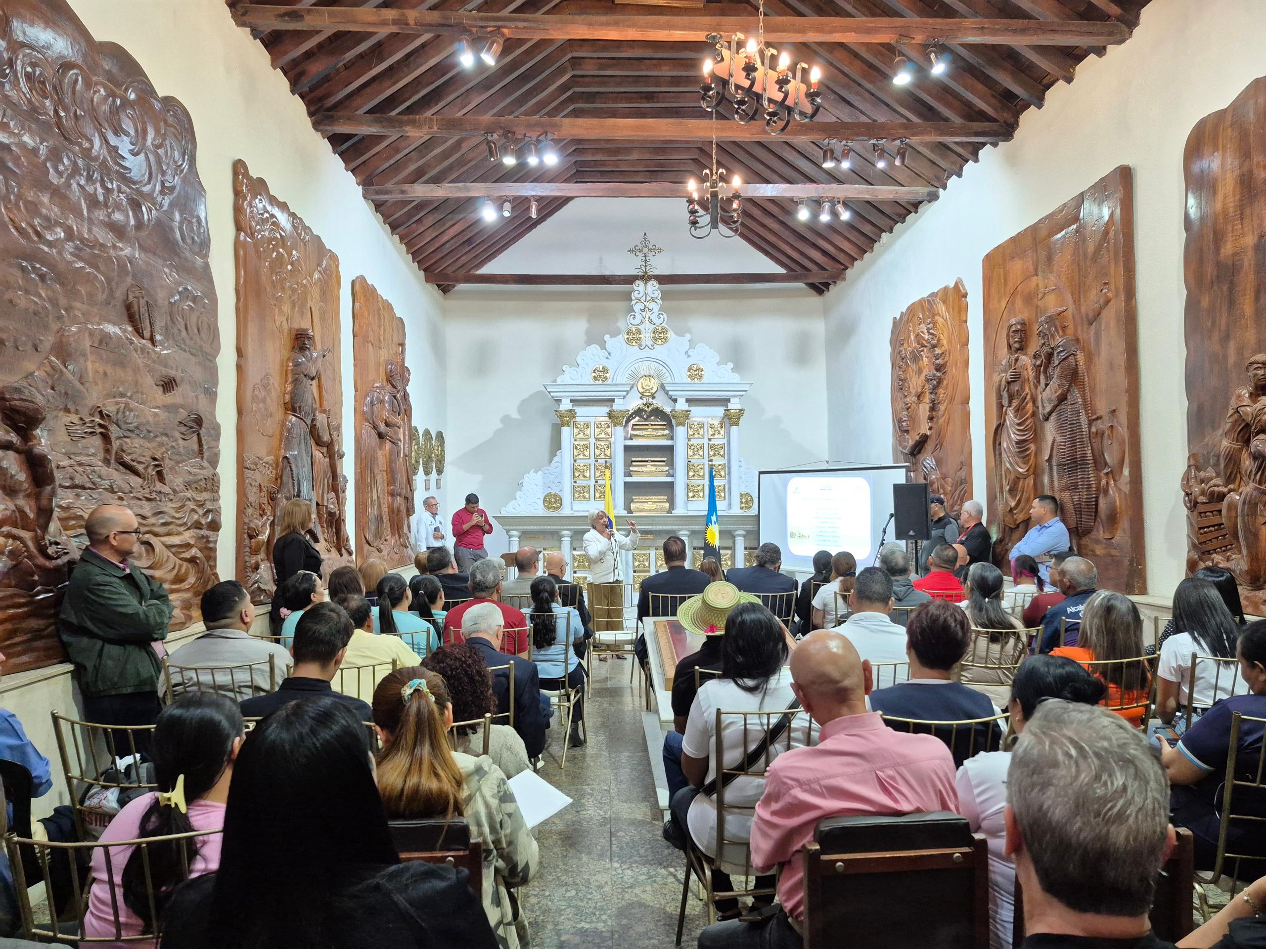 El Panteón del Estado Zulia honra el legado de Udón Pérez en el centenario de su inmortalidad