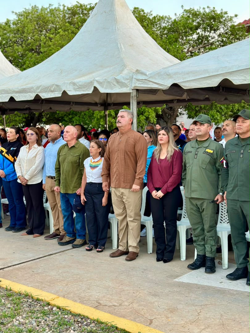 Gobernador Luis Caldera junto al pueblo zuliano conmemoró los 72 años del natalicio del comandante Chávez