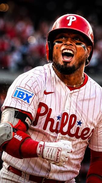 Luis-Arraez.jpg