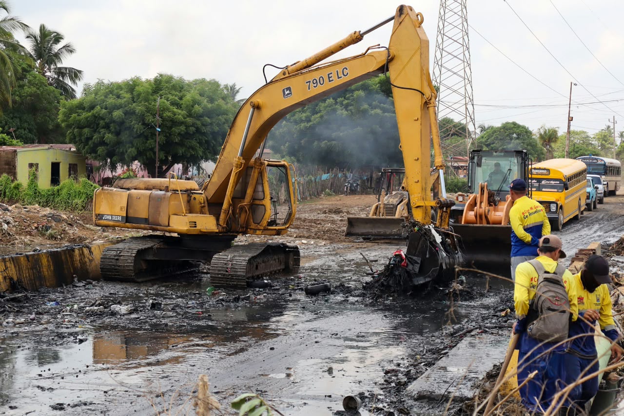 Cuatro niveles de Gobierno mantienen despliegue integral en Puente Espuma
