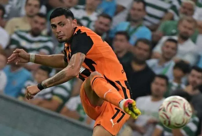 Venezolano Gleiker Mendoza aportó un gol al Shakhtar Donetsk de Ucrania